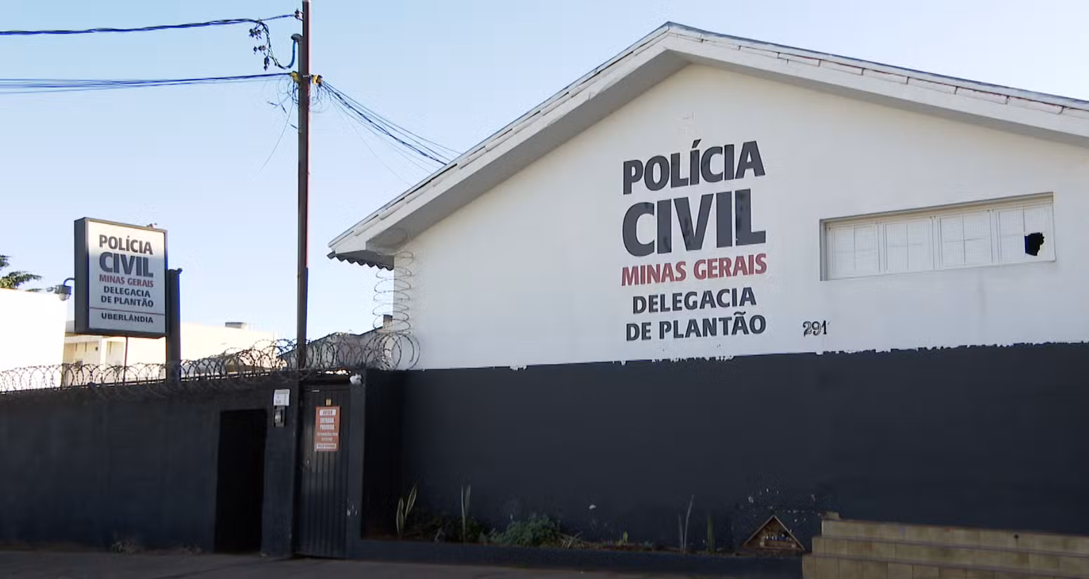 VÍDEO: Jovem é perseguido, atropelado e espancado com barra de ferro em Uberlândia