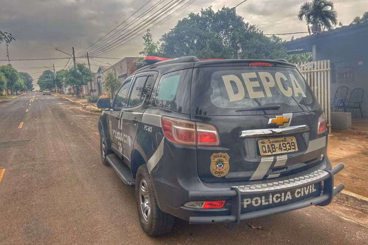 Casal preso no MS por sequestrar a filha no PR: criança foi levada na saída da escola há sete meses
