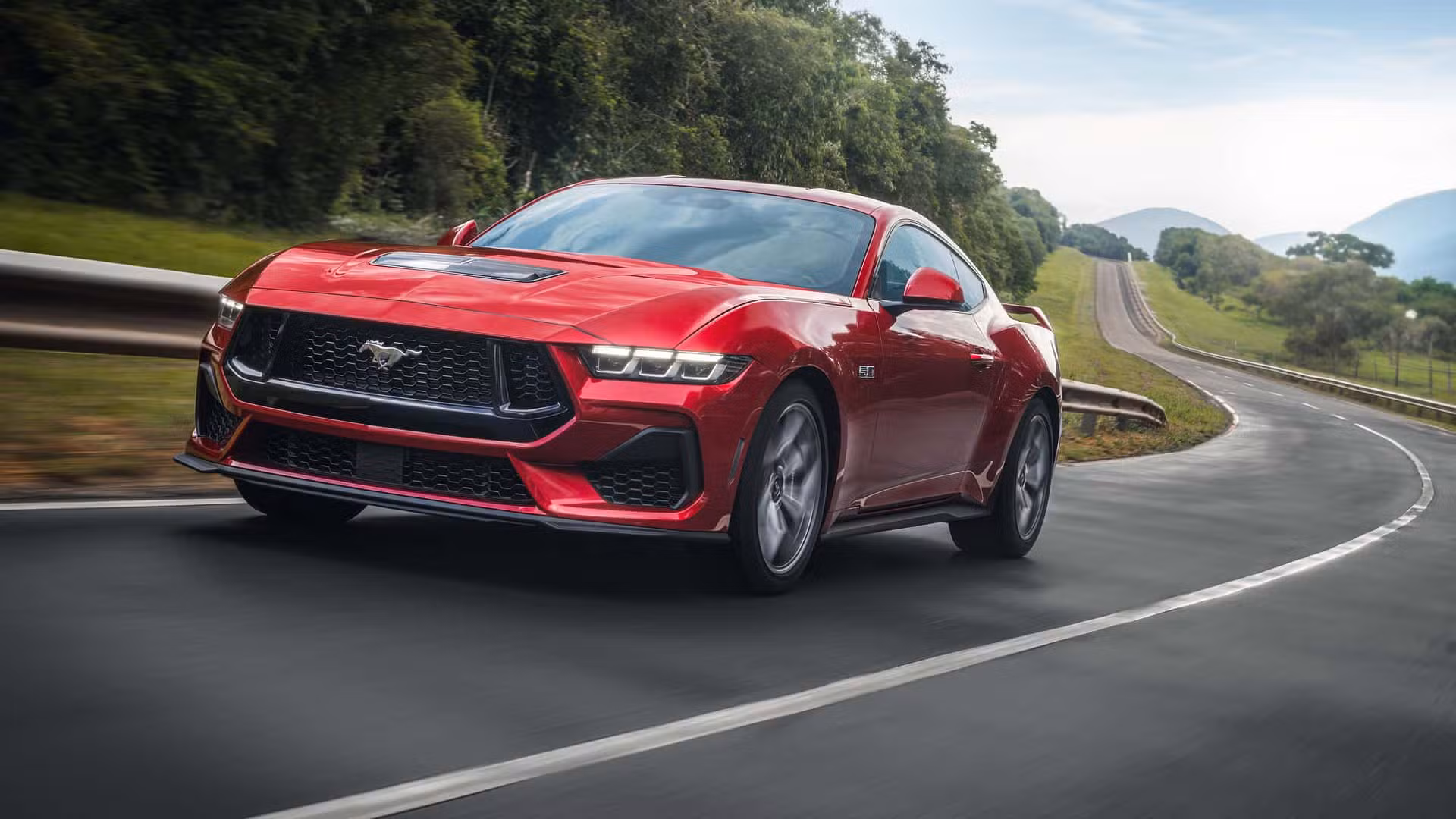 Ford faz recall no Brasil, mas defeito em Mustang só será consertado em 2027