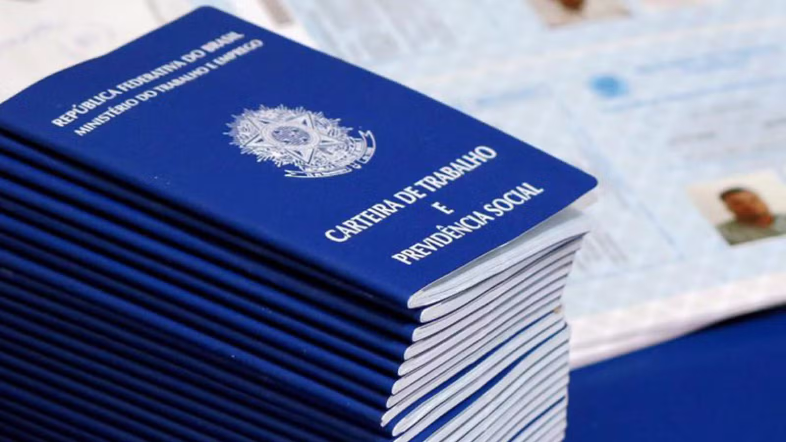 Confira oportunidades de emprego e concursos com inscrições abertas no Ceará nesta segunda