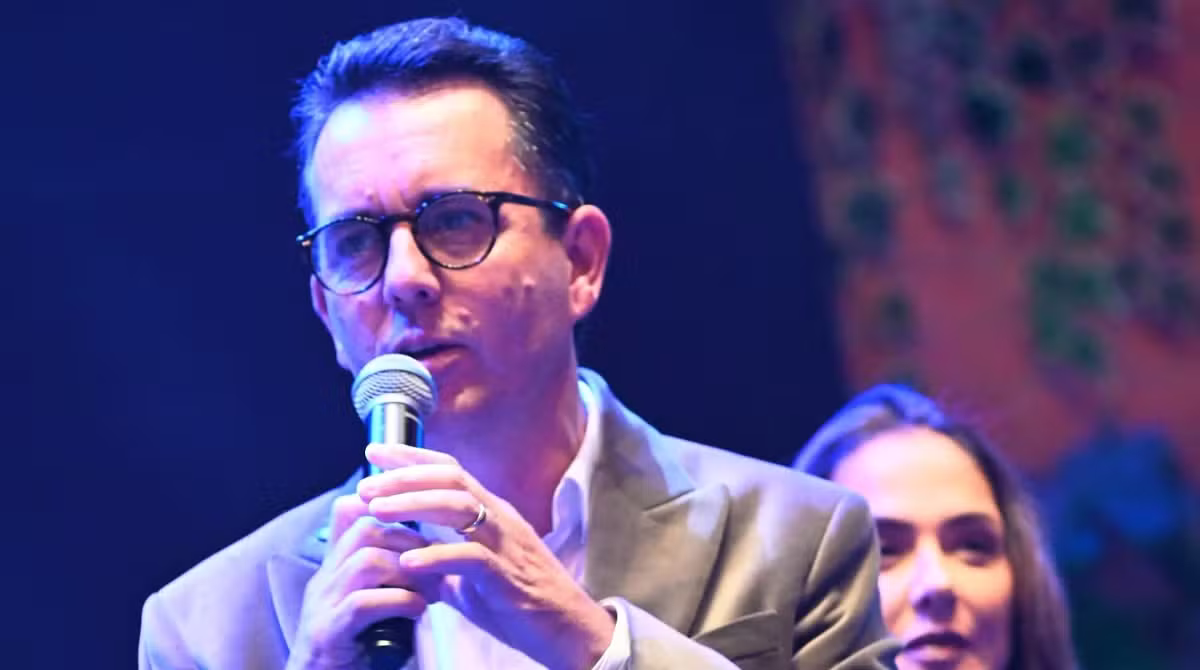 Paulo Serra desiste de disputar o governo de SP e anuncia pré