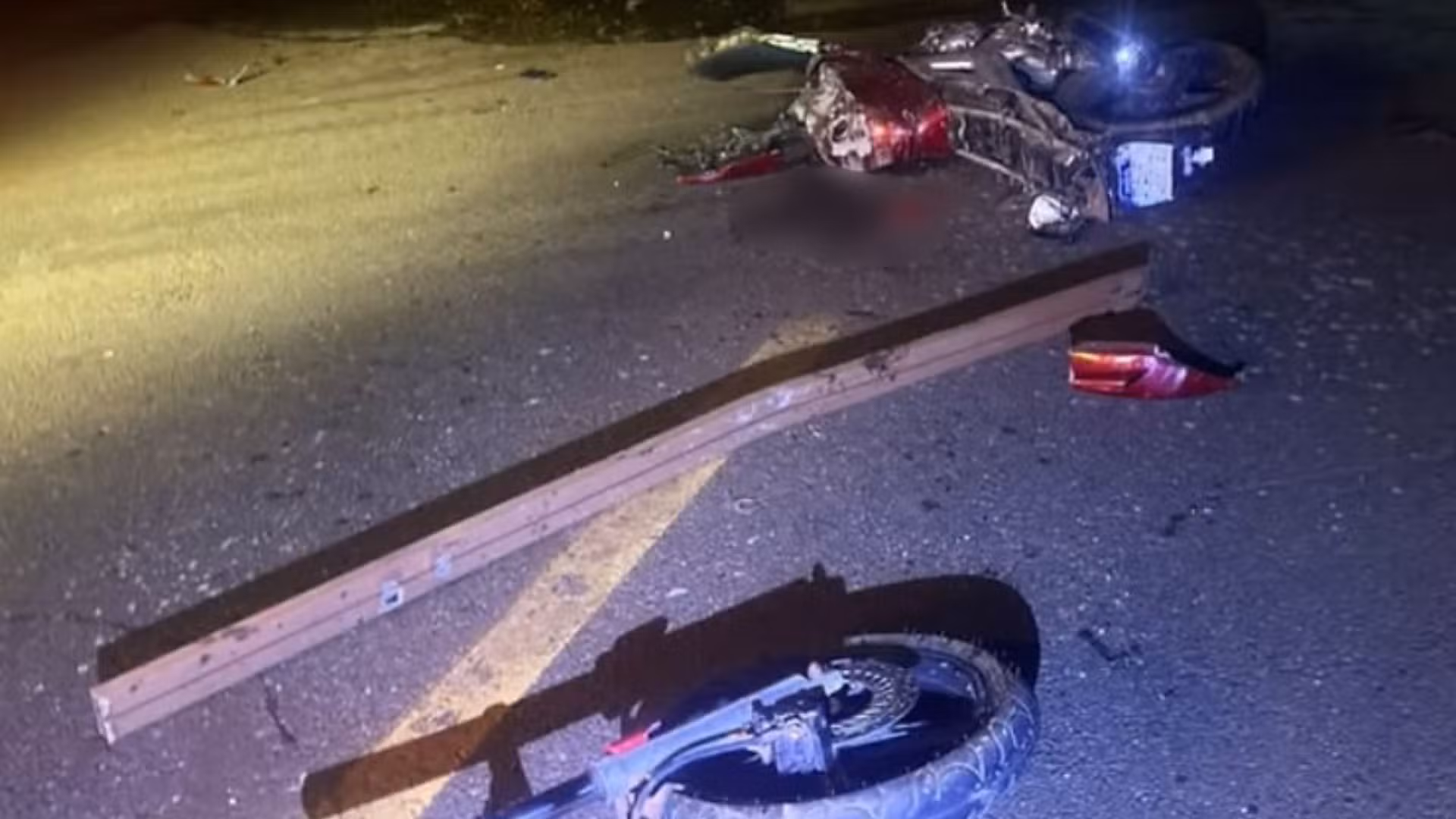 Motociclista morre em acidente com carreta em rodovia em Fernandópolis