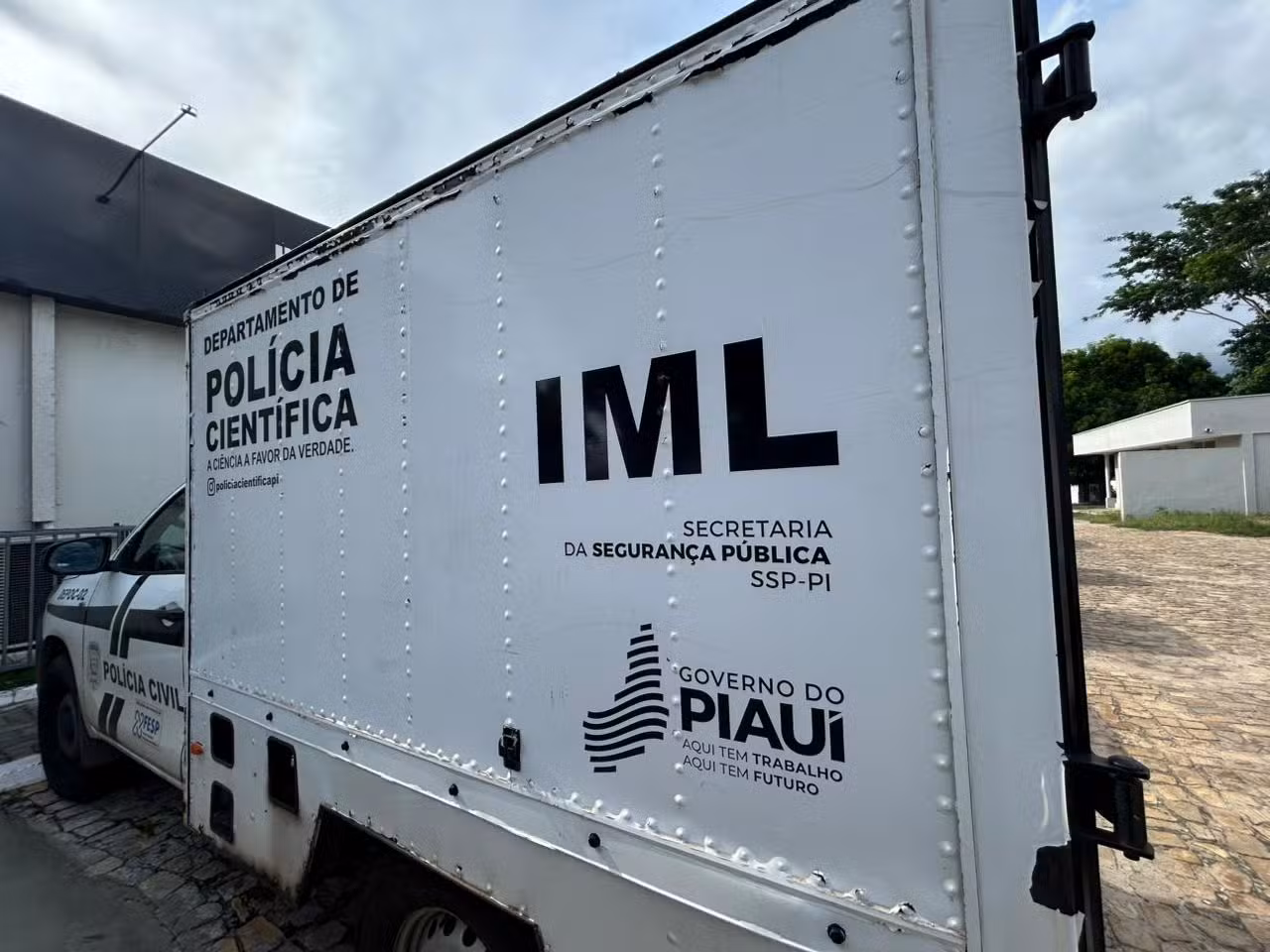 Jovem é morto a tiros após ataque em casa onde outro homem seria o alvo no PI