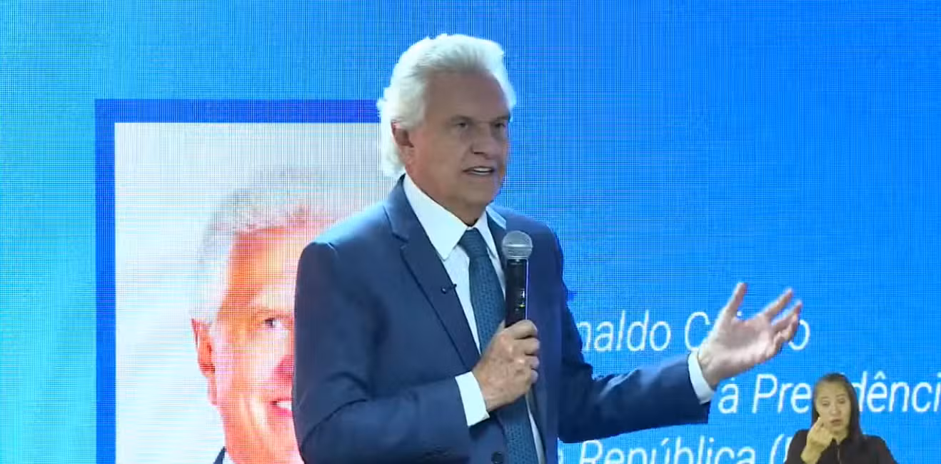Caiado evita declarar posição sobre fim da escala 6x1, mas diz que PEC no Congresso é 'medida eleitoreira'
