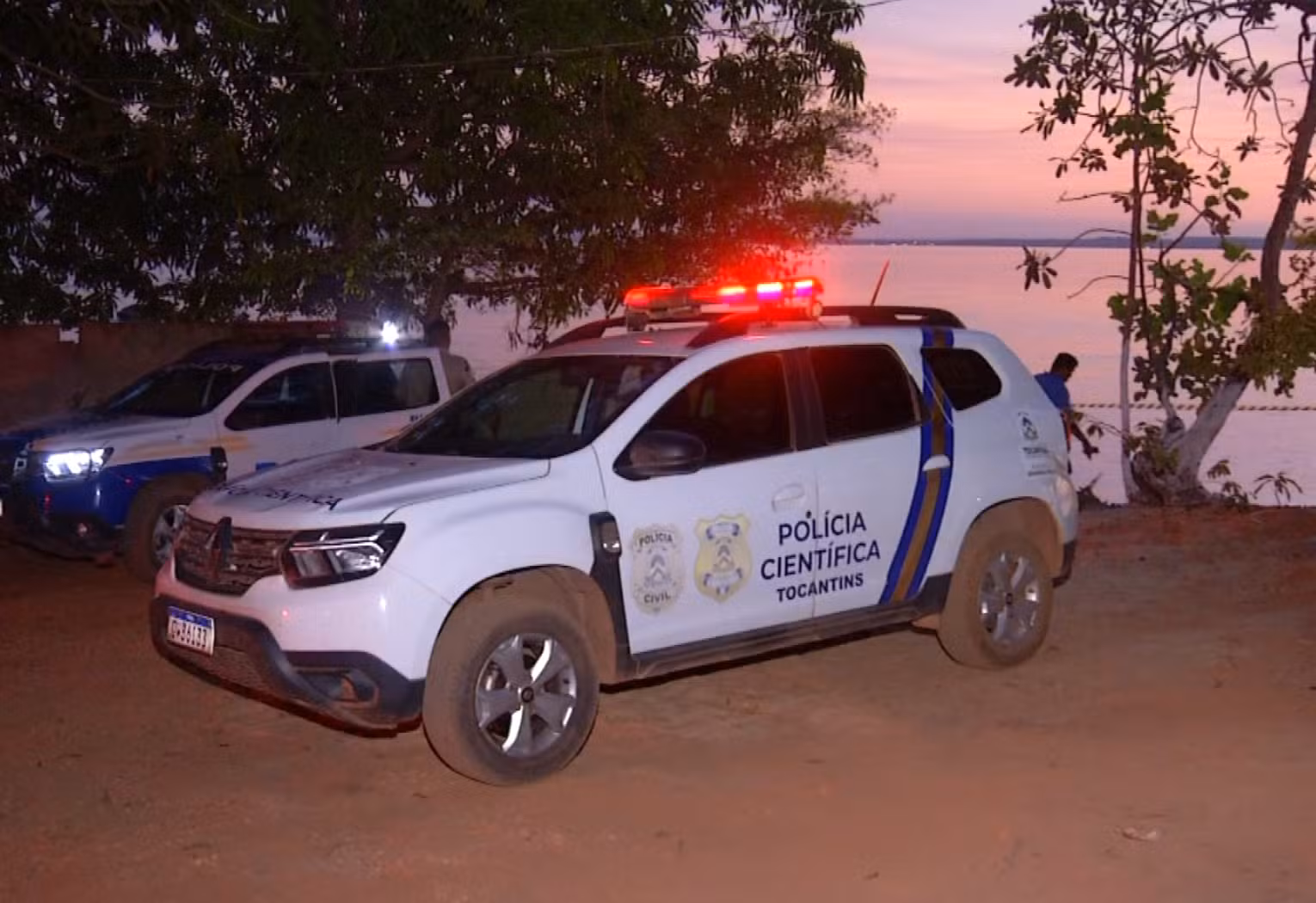 Homem é morto a tiros em balneário de Palmas na presença da esposa e dos filhos