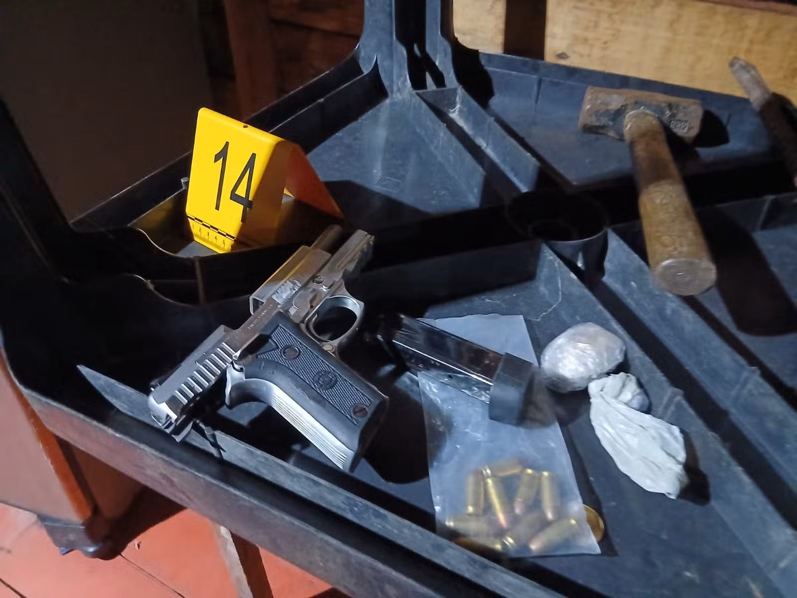 Suspeito de integrar organização criminosa morre em confronto com a polícia em Santana