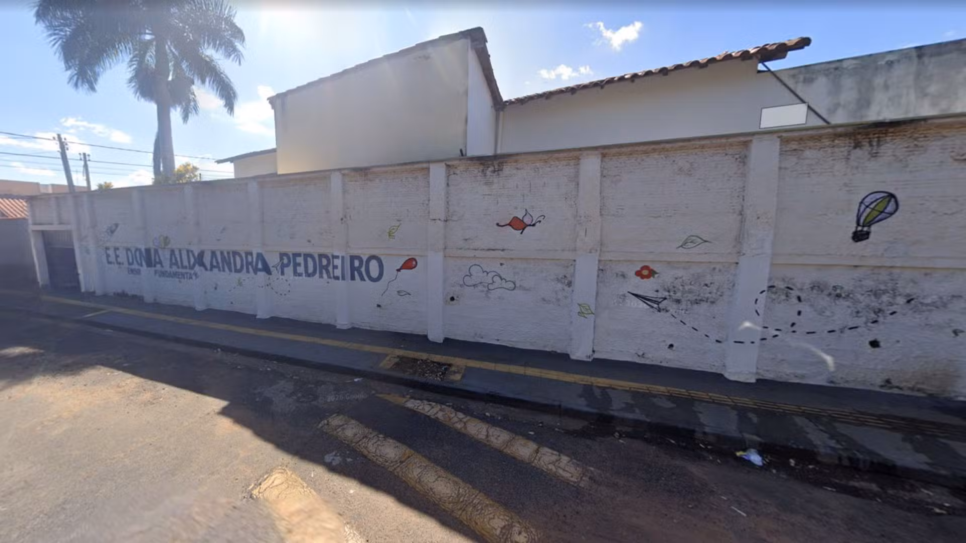 Menino de 10 anos diz ter engolido caco de vidro durante merenda em escola estadual de Uberlândia; Secretaria de Educação apura