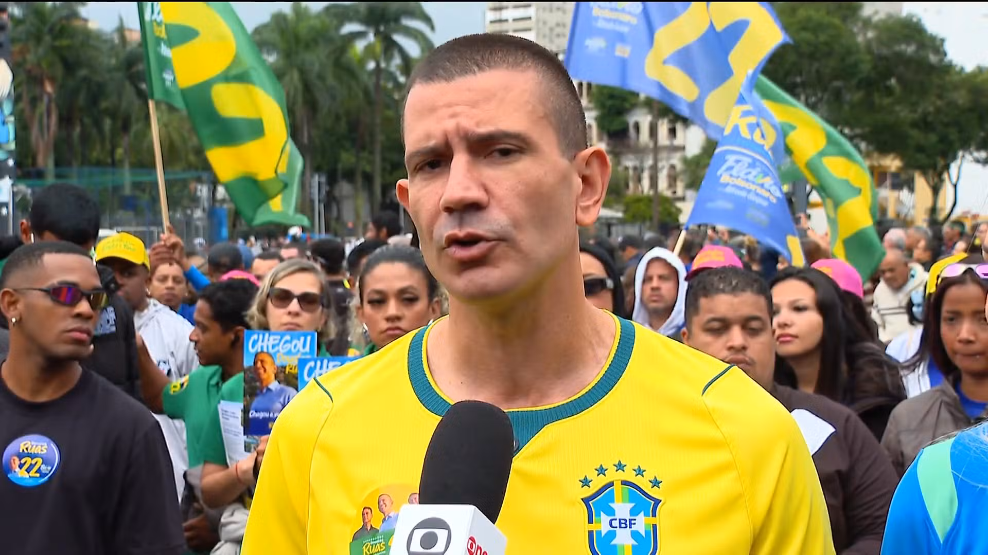 Douglas Ruas pretende promover a qualificação profissional a partir do primeiro ano do ensino médio
