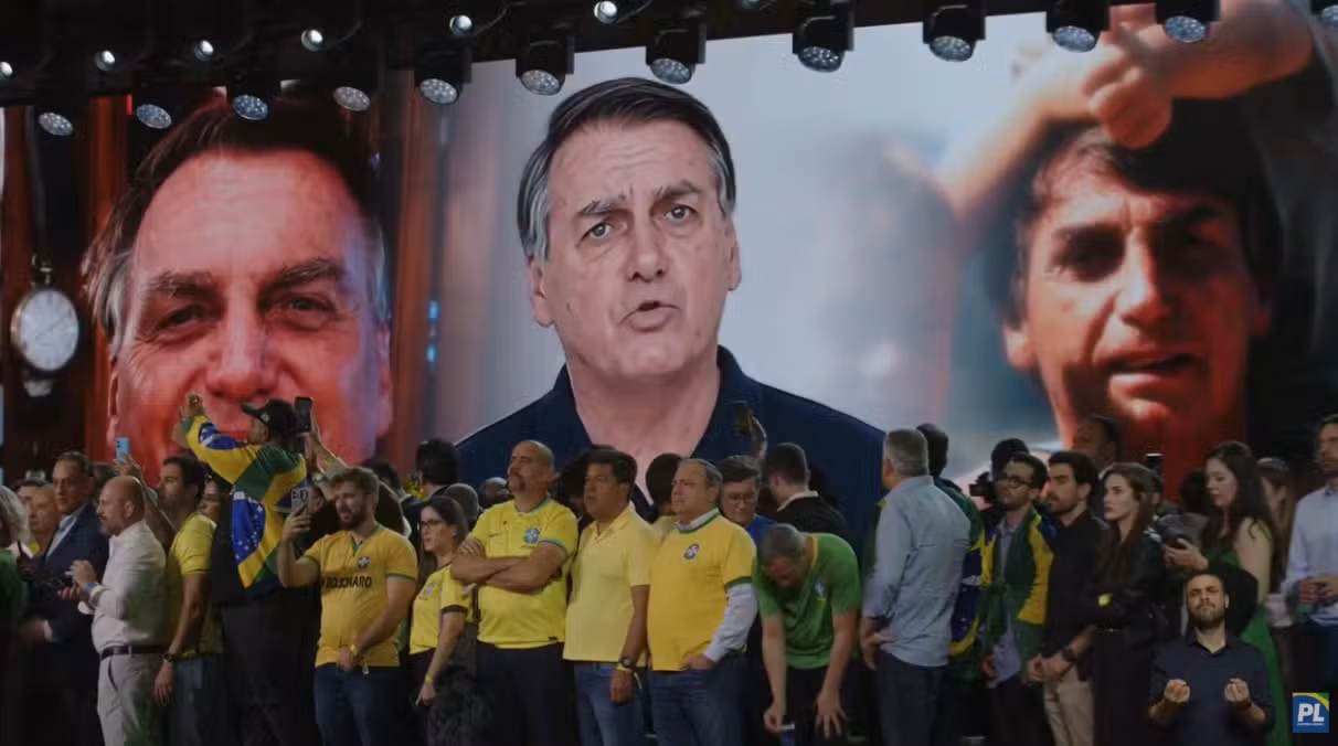 Campanha de Flávio Bolsonaro troca comando da comunicação pela 2ª vez e anuncia Duda Lima como marqueteiro