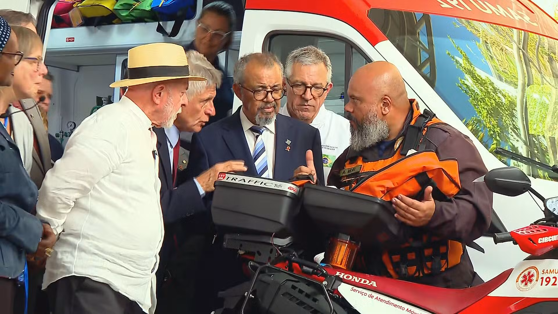 Lula pede que diretor da OMS leve recado a Trump sobre o SUS: 'Tratamento de saúde não é para rico'
