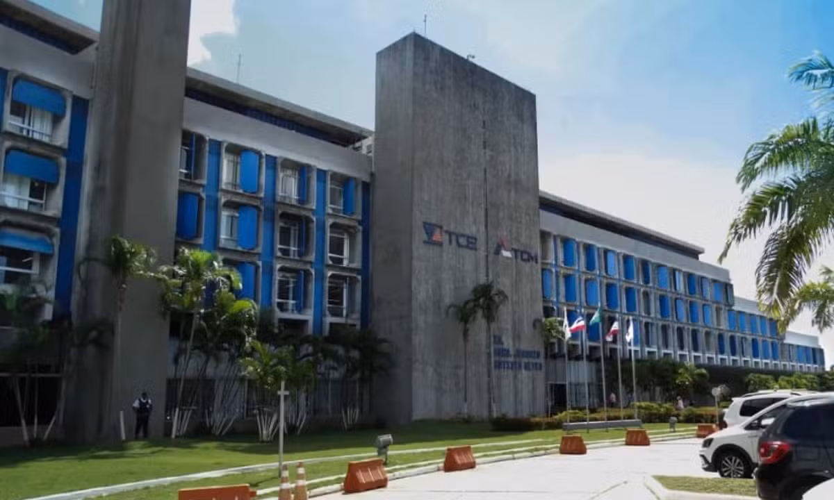 Ex-prefeito terá que devolver mais de R$ 600 mil aos cofres de cidade da Bahia após irregularidades