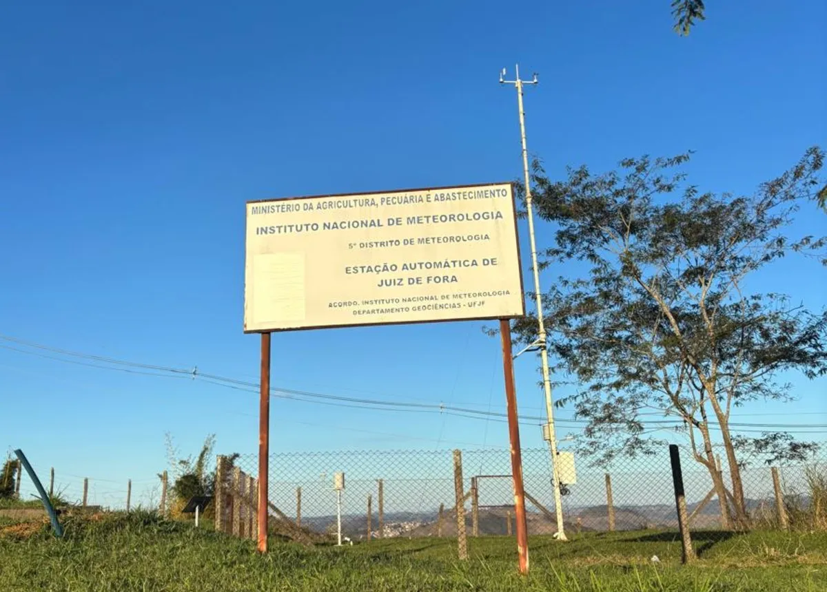 Conheça a estação histórica do Inmet que mede temperatura, chuva e outros dados meteorológicos de Juiz de Fora