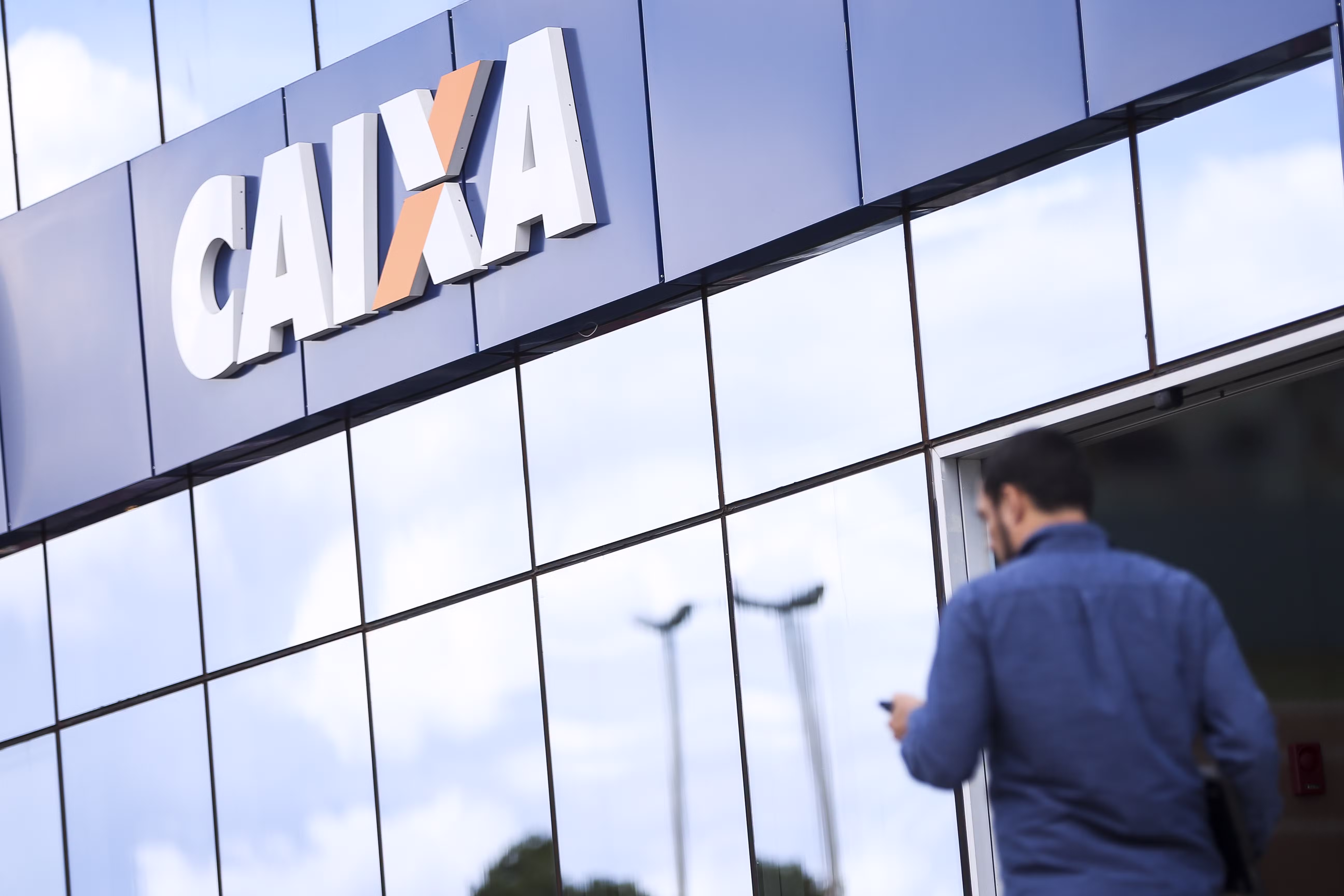 Financiamento imobiliário da Caixa cresce 14% em um ano; veja o que está por trás do avanço