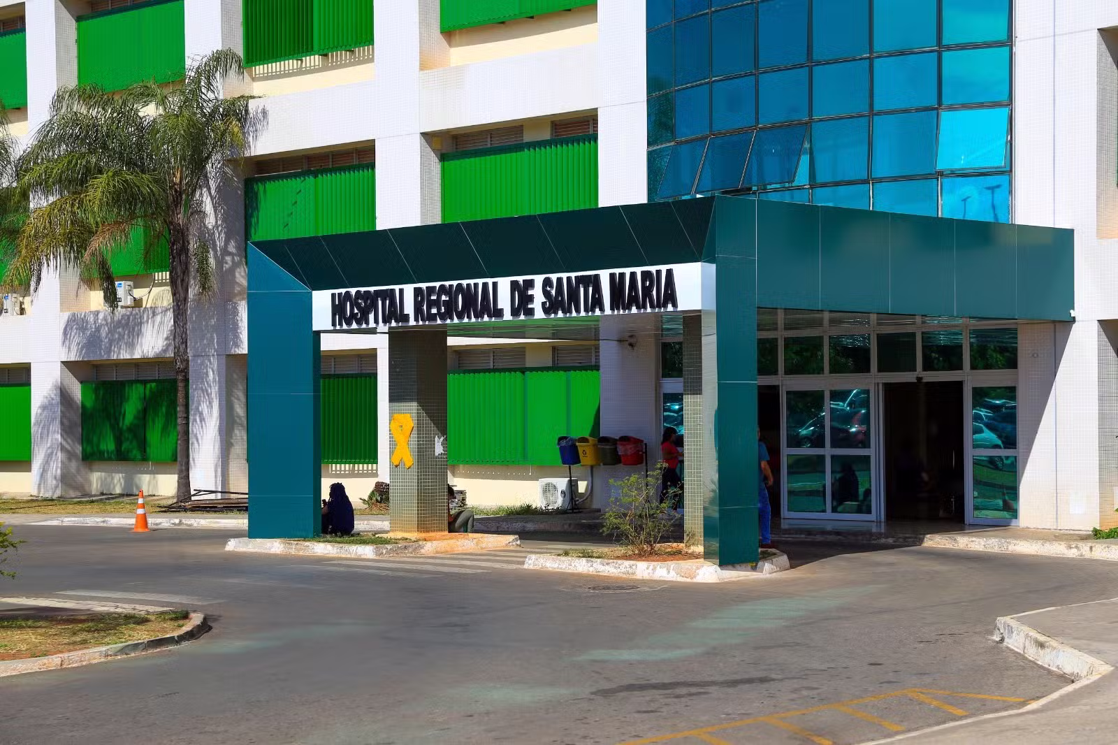 Enfermeiros denunciam sobrecarga no Hospital de Santa Maria, no DF: 'Somos tirados do almoço para entrar em cirurgia'