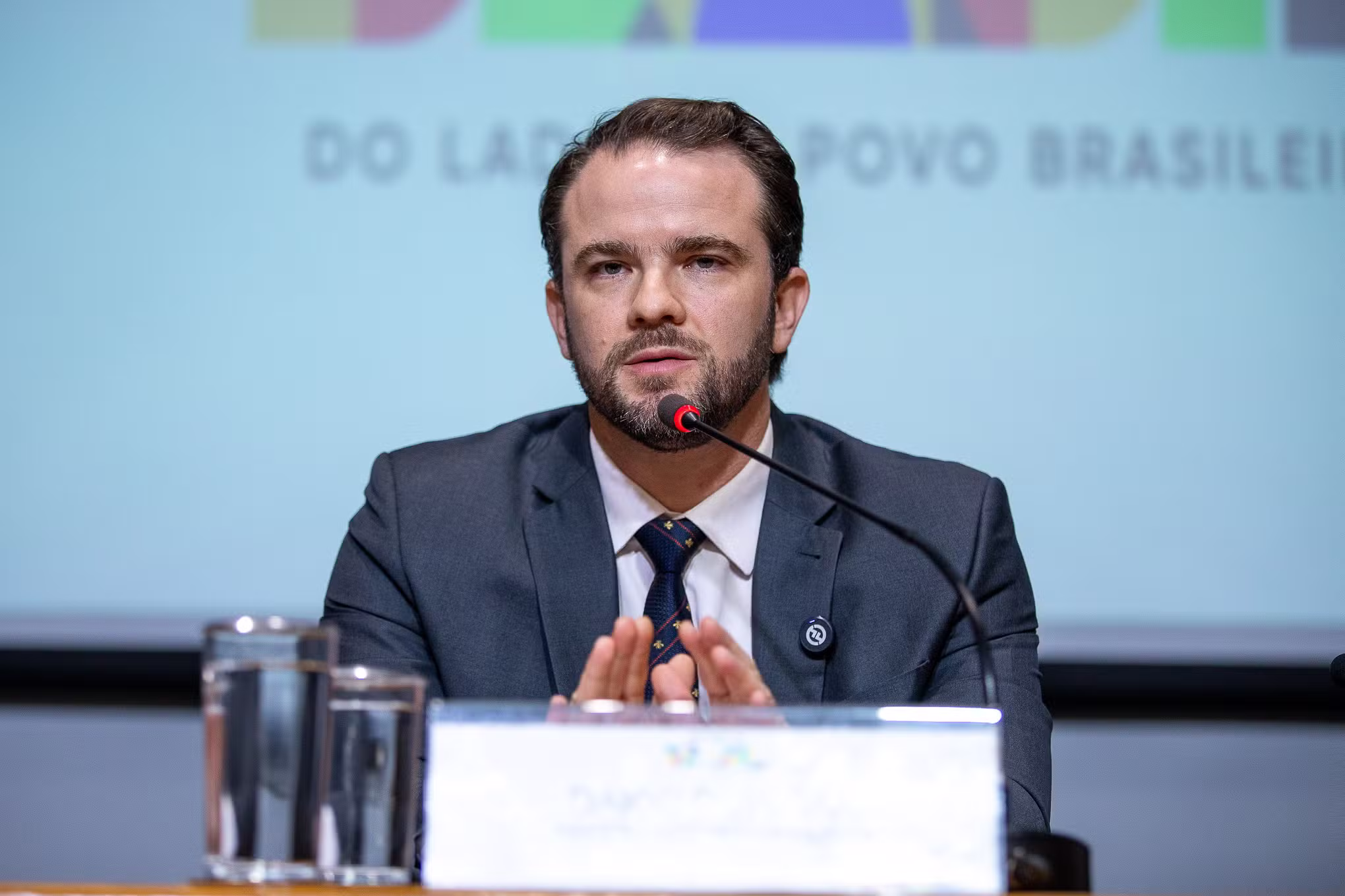 Datafolha: parcela de pessimistas com economia cai de 35% para 26%