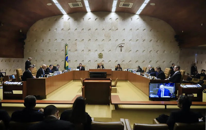 Chefe da campanha de Flávio Bolsonaro, Marinho pede a Fachin que STF julgue ações sobre a Lei da Dosimetria