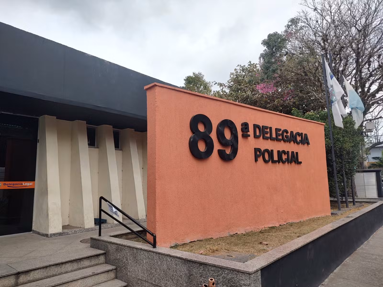 Troca de tiros entre suspeitos e PMs é registrada em Resende