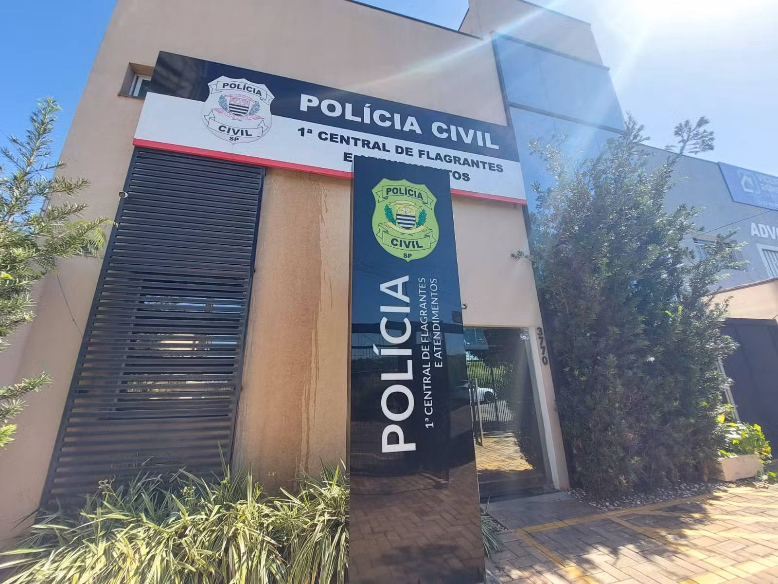 Porteiro perde R$ 12 mil após fazer
compra online de geladeira no interior de SP