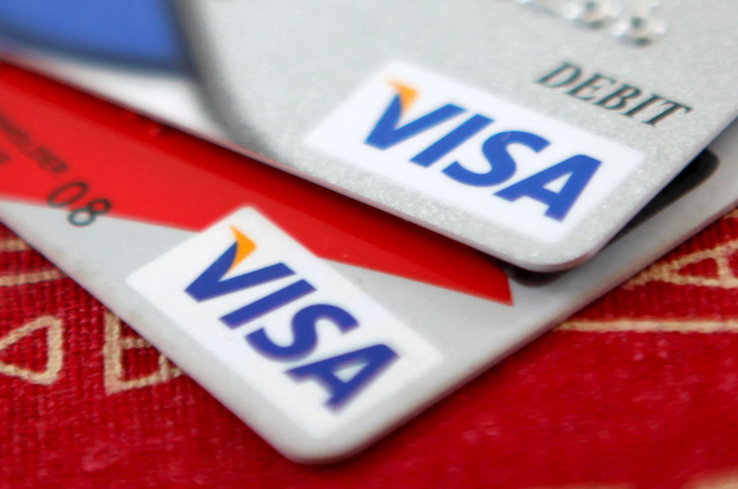 Visa planeja demitir mais de 2 mil funcionários com aprofundamento de pressão por eficiência