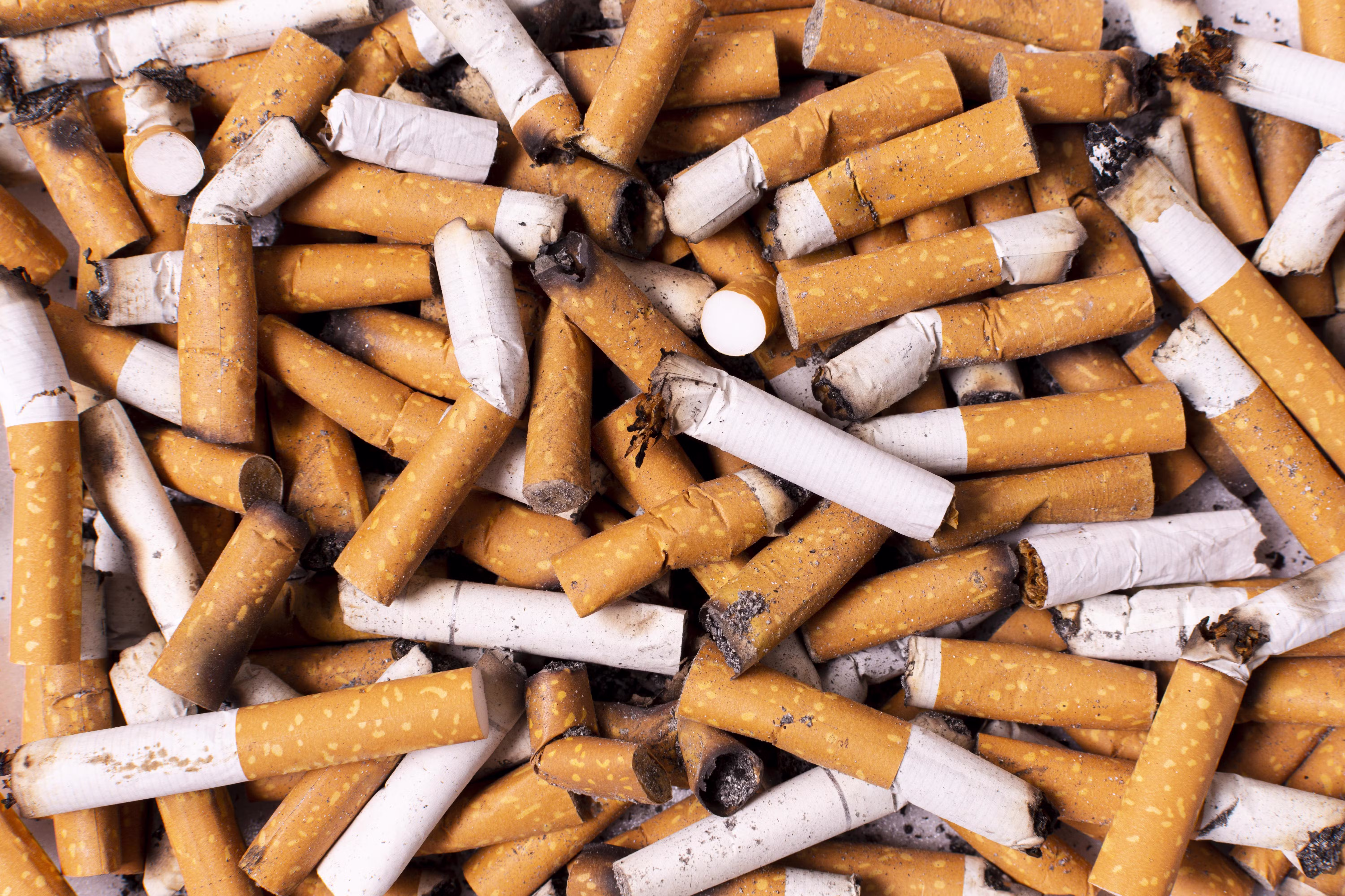 Geração Z é a faixa que mais fuma no Brasil, revela pesquisa