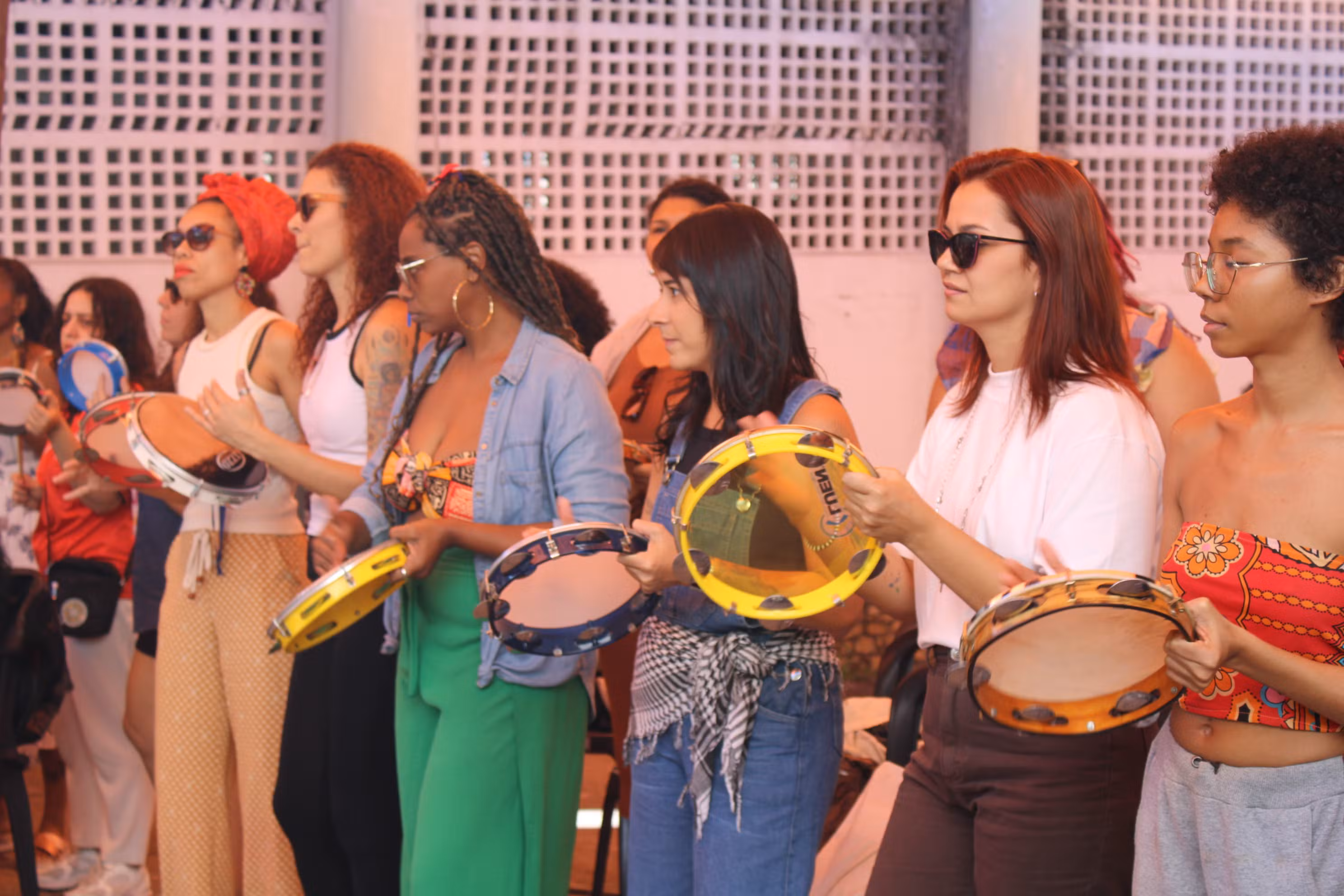 Oficinas gratuitas de samba só para mulheres abrem inscrição na Zona Norte; veja como participar