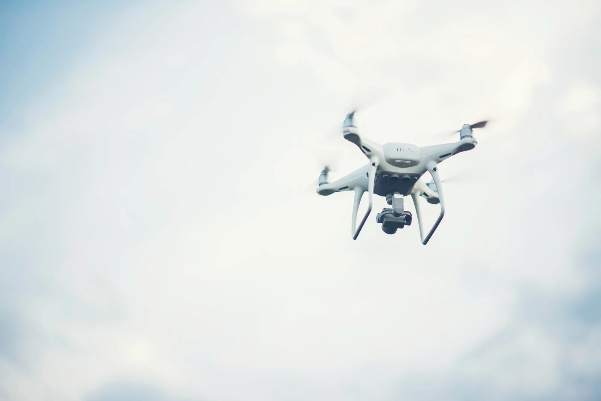 Anac: nova prova para pilotos de drones tem mais de 13 mil inscrições
