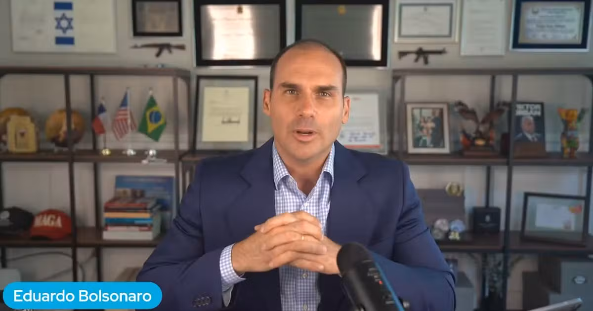 PF aponta que Eduardo Bolsonaro orientou como dinheiro de 'Dark Horse' seria gerido nos EUA