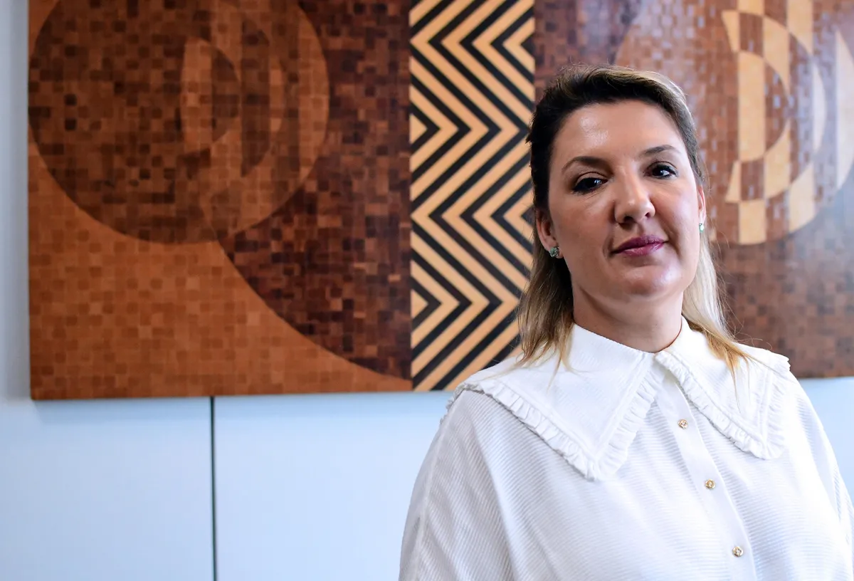 Daniella Marques diz que fim da escala 6x1 é ‘debate populista e inócuo na realidade atual das famílias’