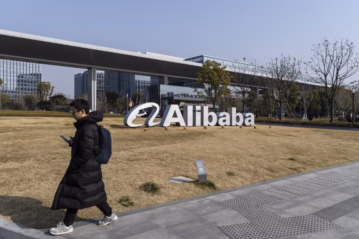 Alibaba captará US$ 10 bilhões com novas ações em Hong Kong para financiar IA