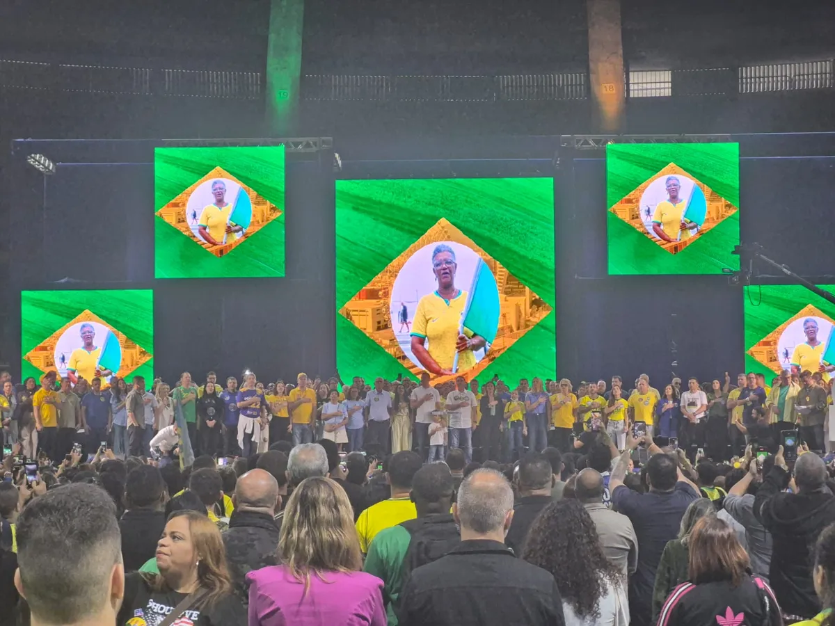 Rio: Ruas ressalta origem popular e alfineta Paes ao citar show de Madonna