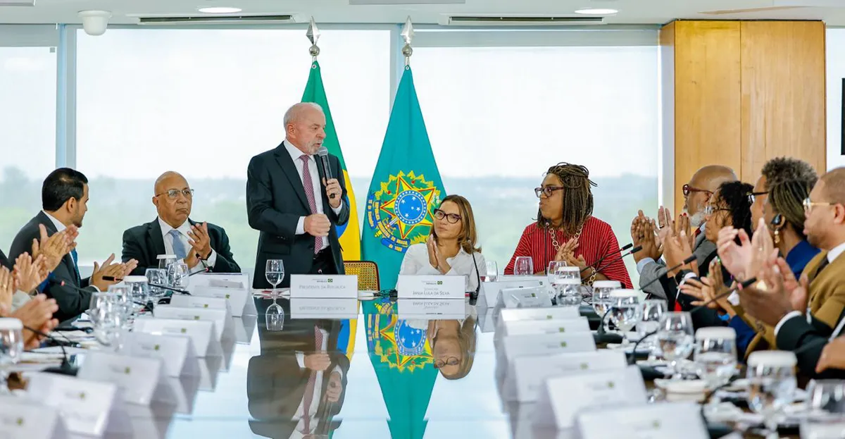 Lula se reúne com pastores e diz que não fará ato político em igrejas: 'comício eu faço na rua'