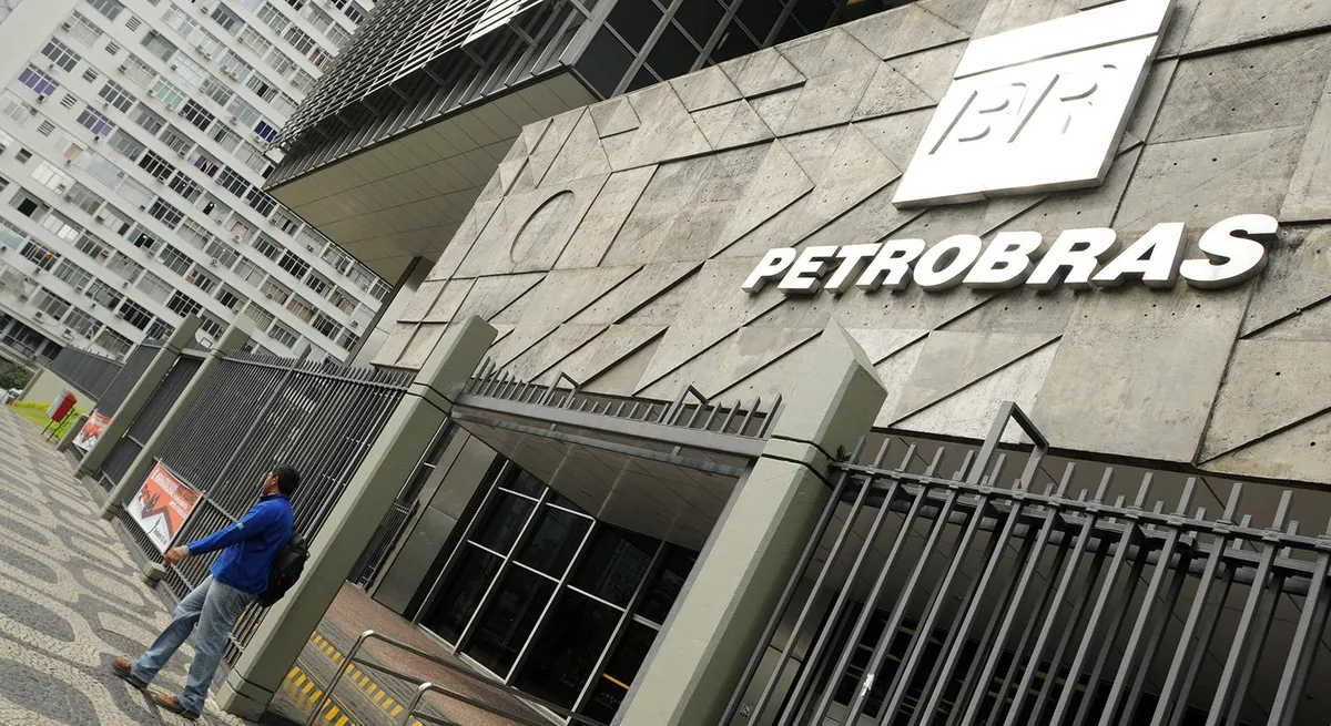 Goldman Sachs alerta para risco de reajuste de 50% no diesel da Petrobras após eleições