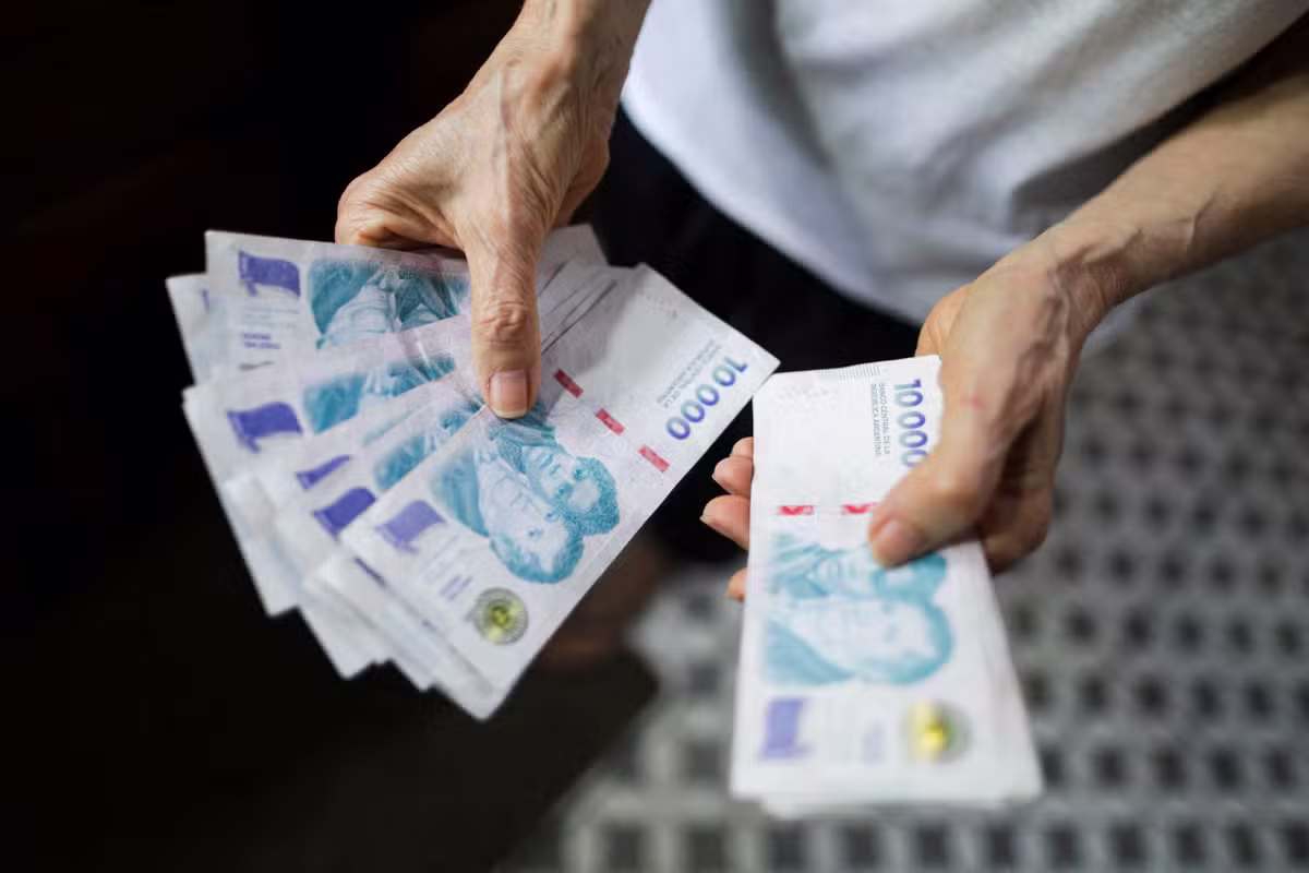 Empréstimos caros via fintechs explodem na Argentina em meio a inadimplência em nível recorde