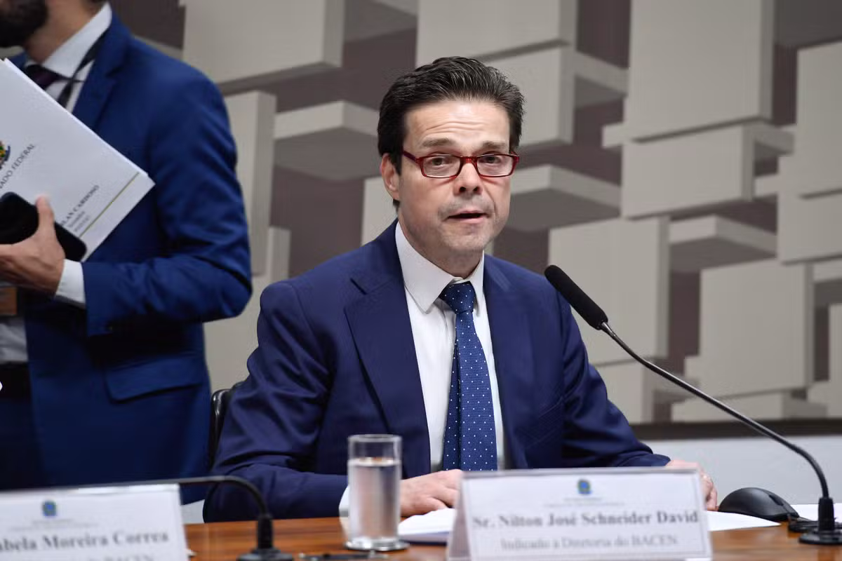 Não espero grandes solavancos no real devido ao estágio da nossa política monetária, afirma Nilton David