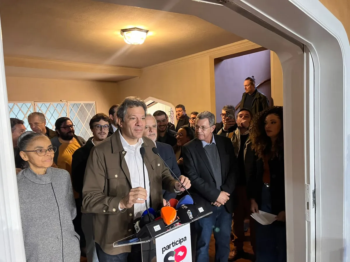 Haddad anuncia Márcio França como pré