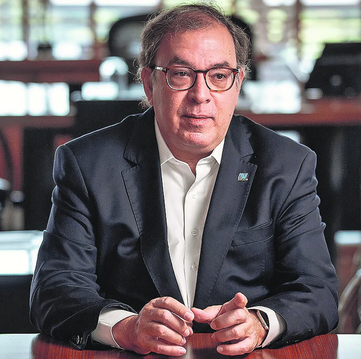 Indústria de máquinas revisa projeção de queda de 3,2% para 8,4% em 2026