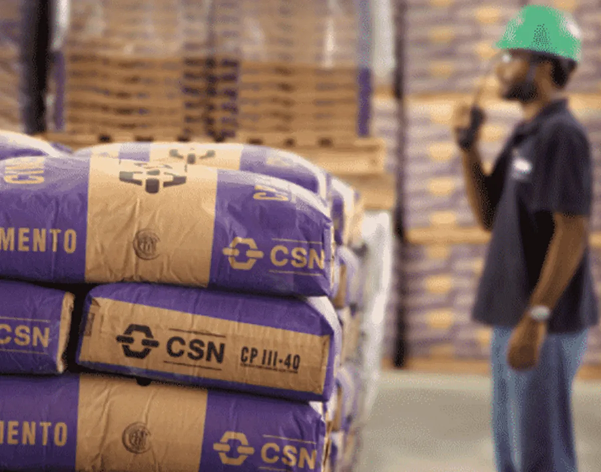 Ações da CSN sobem 14% após anúncio de troca de comando da companhia