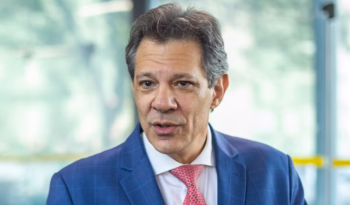 Haddad lamenta saída do PSDB da disputa em SP e desconversa sobre Márcio França