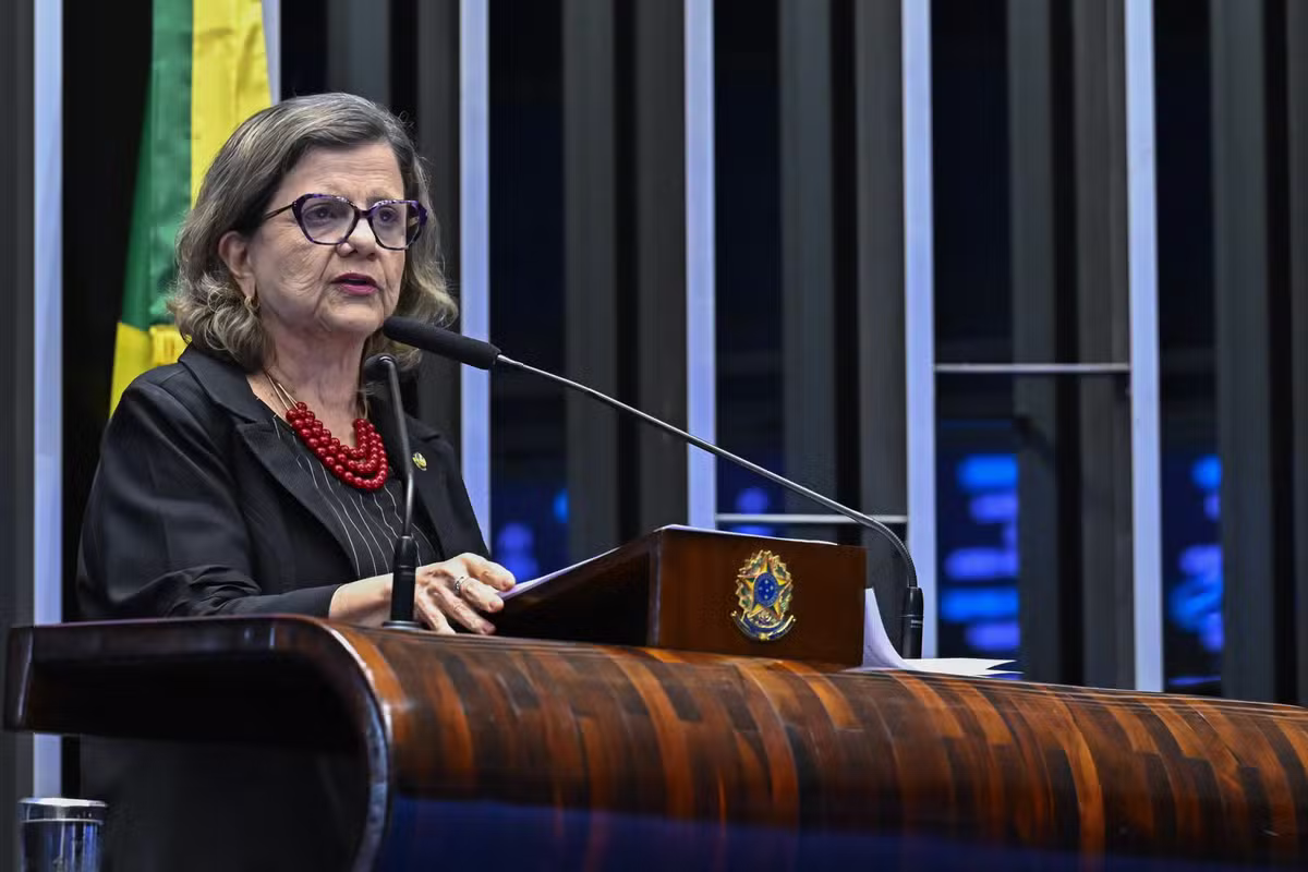 Nova líder do governo no Senado e Alcolumbre trocam afagos após primeira reunião
