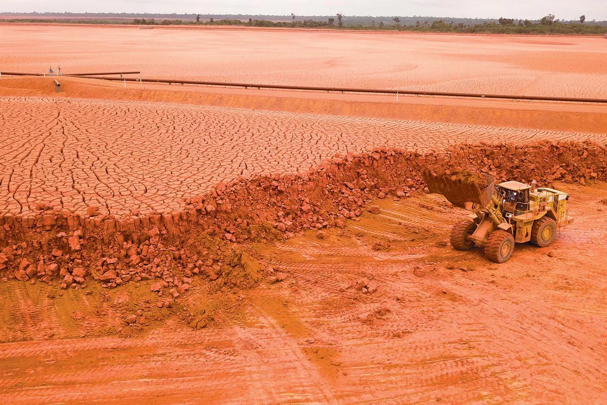 Com o fim das barragens a montante, mineradoras inovam em meios de dispor material não aproveitado