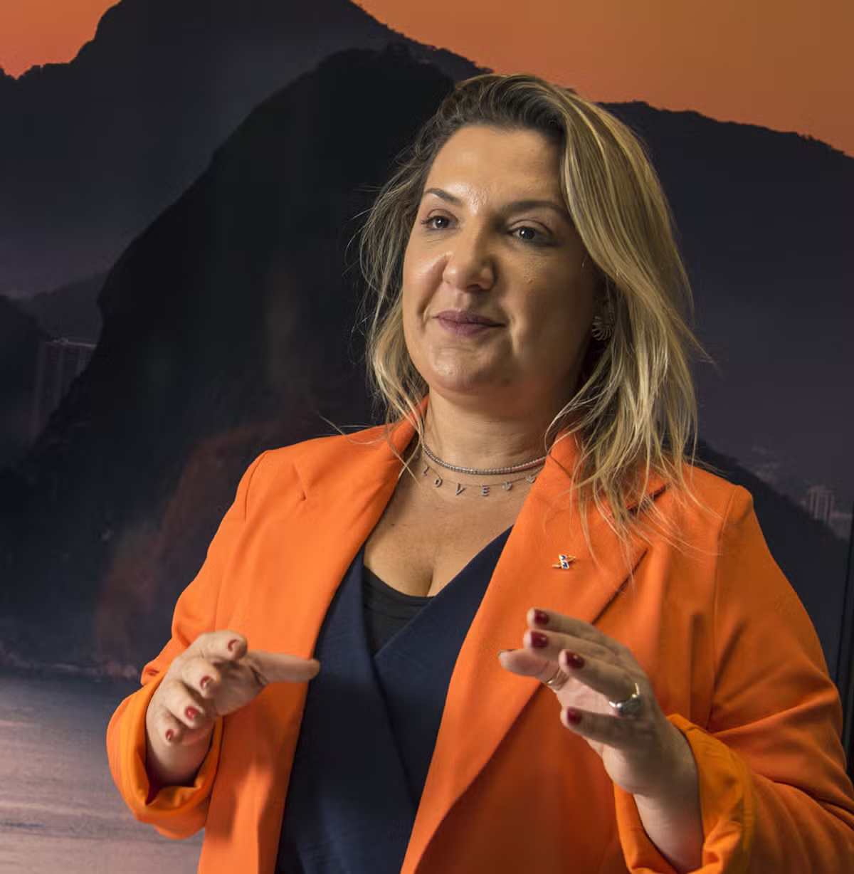 'Não faremos ajuste nos programas sociais, mas nas regalias em Brasília', diz Daniella Marques