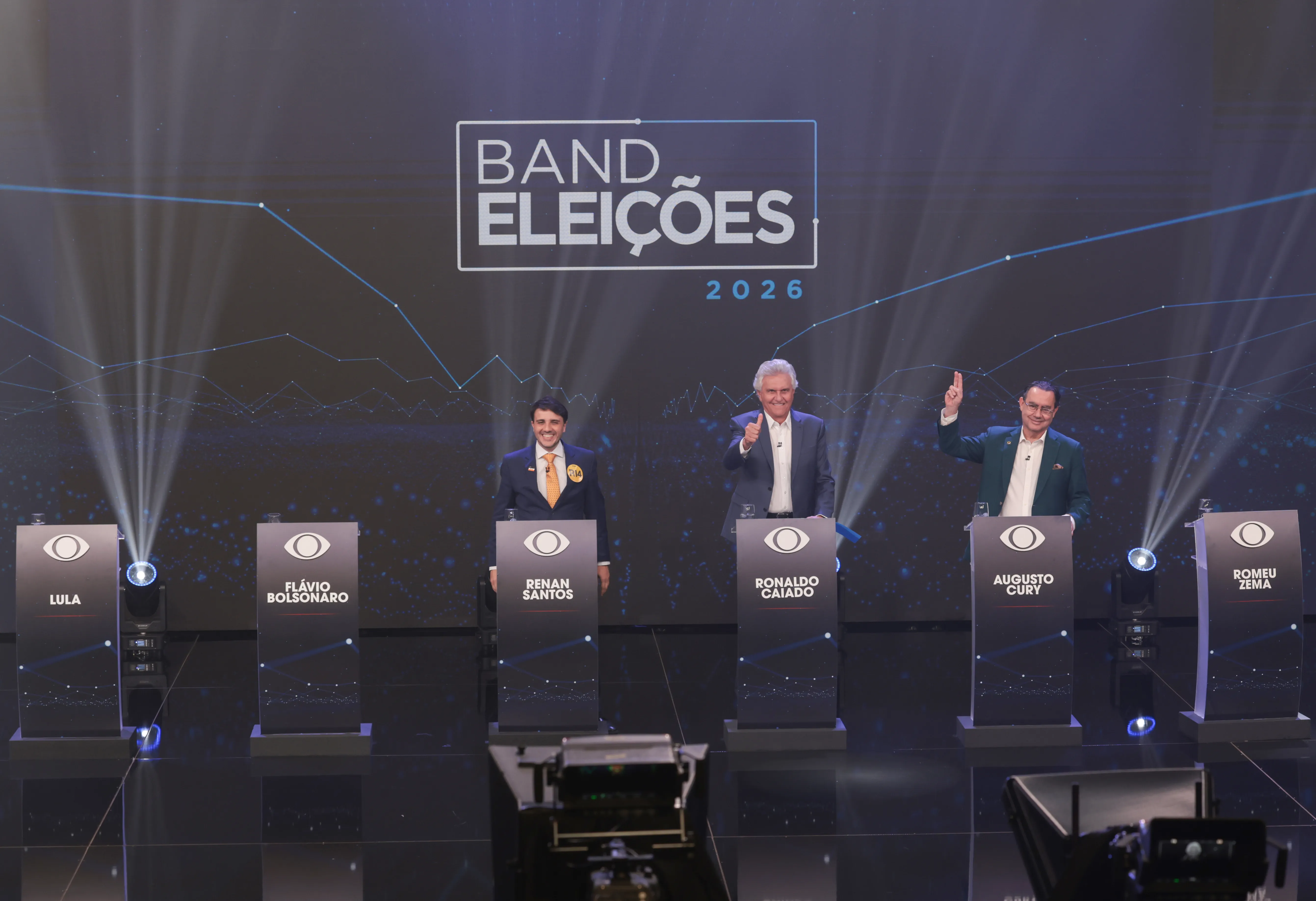 Candidatos do 'segundo pelotão' recalibram estratégias após avanço de Cury