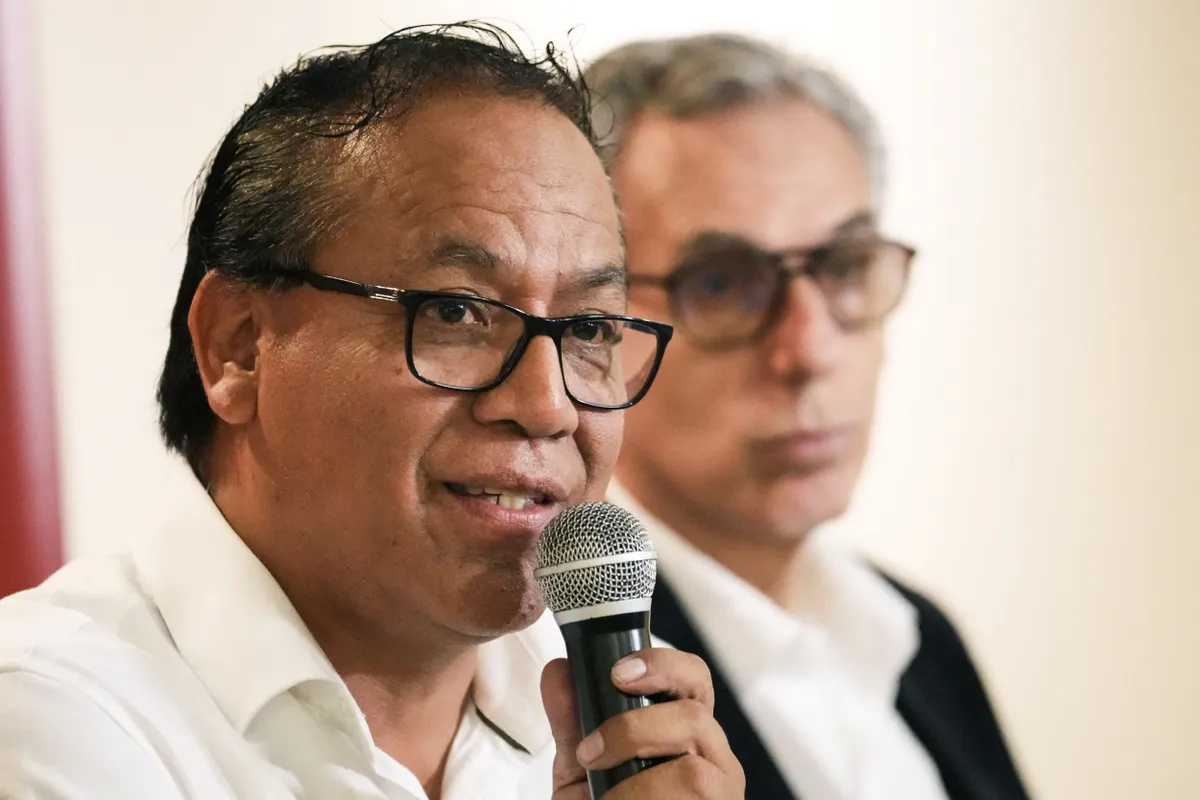 Sánchez diz que não reconhecerá derrota na eleição presidencial no Peru
