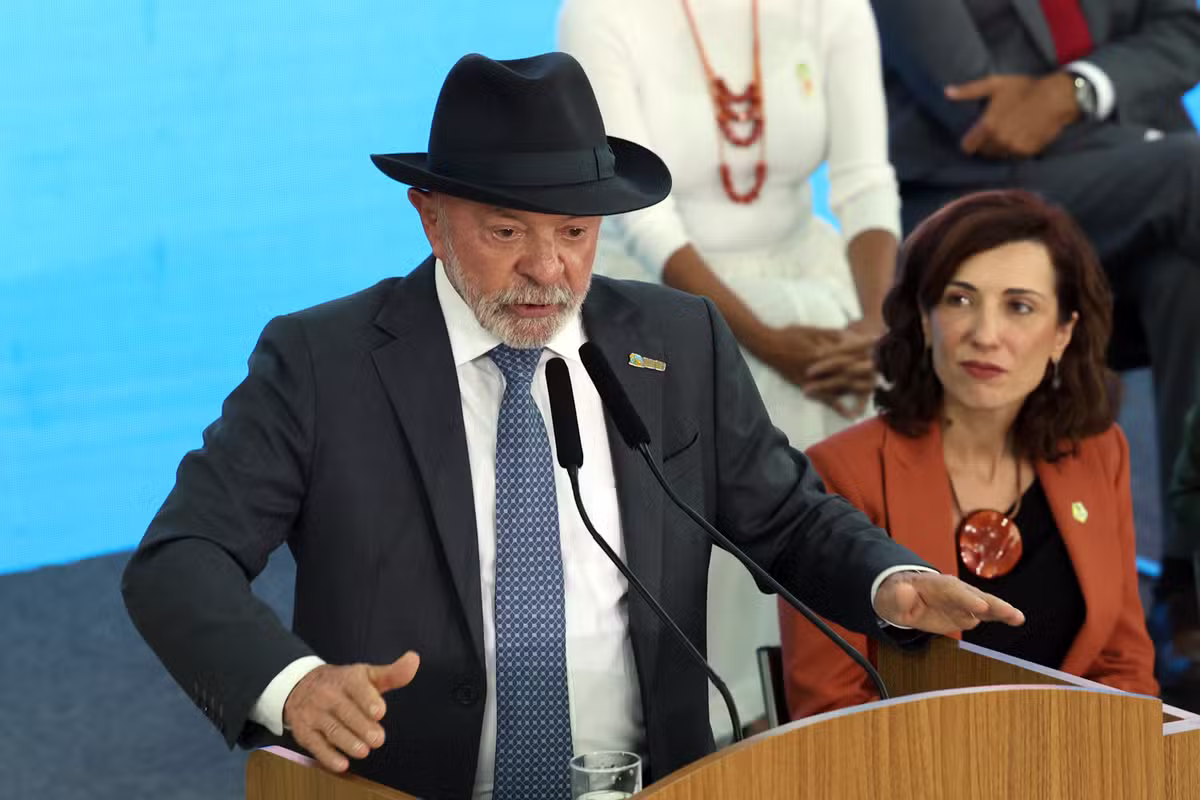 Agenda de política: Lula deve ir ao RJ para inauguração; Bolsonaro tem depoimento