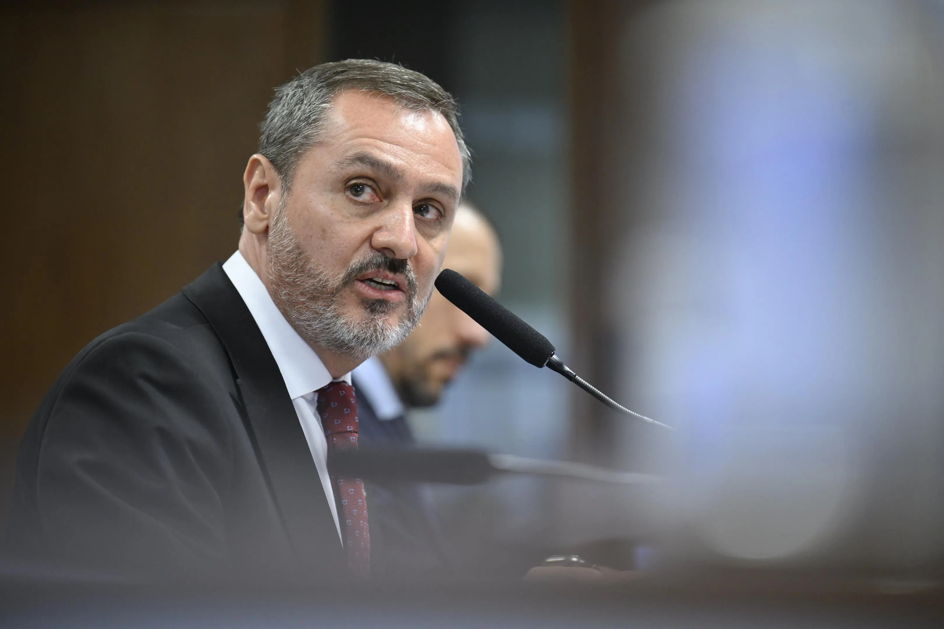 André Mendonça afasta Andrei Rodrigues da direção da PF