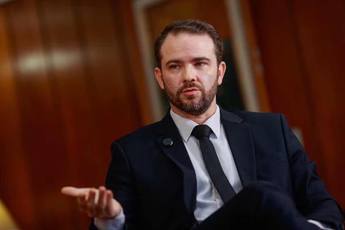 Durigan diz que governo deve ir STF contra PEC dos agentes de saúde se não houver fonte de compensação