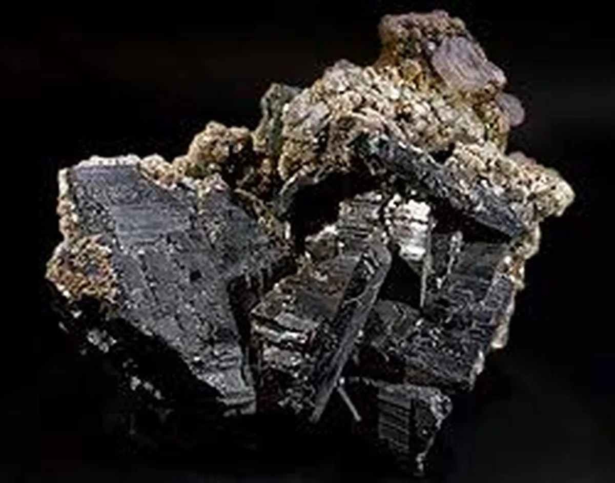 Para obter tungstênio, Mitsubishi Materials recorre ao Vietnã como alternativa à China