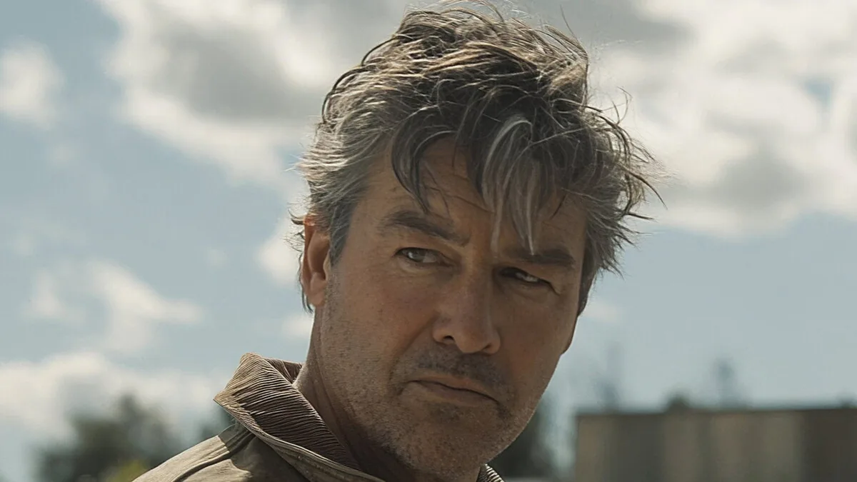 95% no Rotten Tomatoes: série com um "verdadeiro detetive de ficção científica" acaba de chegar à HBO Max e já é a melhor do Universo DC