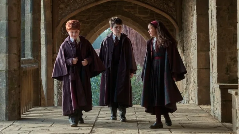 "Brutal": a pior parte do novo Harry Potter da HBO foi trabalhar com os atores mirins (e a escola), afirma diretor de fotografia