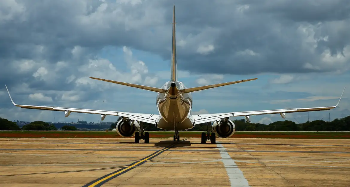 Congresso analisa MP que libera R$ 8 bilhões para companhias aéreas